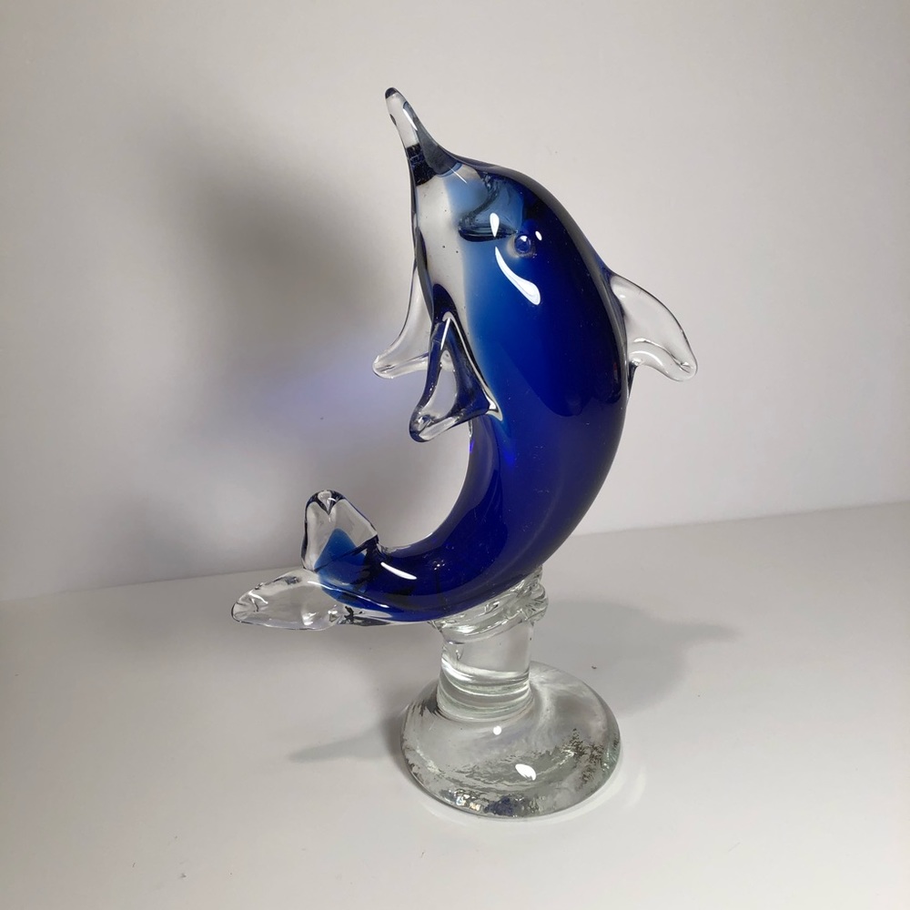 Dolphin Sculpture - Picture 2 of 10